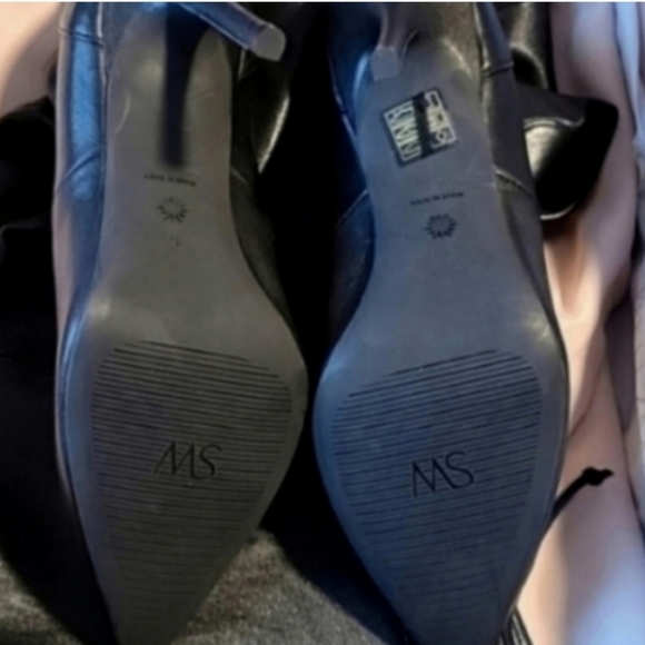 Stuart Weitzman Carine Black Nappa Leather Boots, Size 9B - Picture 7 of 8